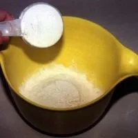 01-01PourMix